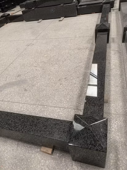 Lapide in granito nero naturale personalizzato di alta qualità in stile europeo con lapide